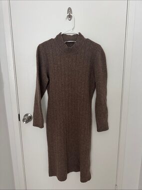 Italian Cashmere & wool long sleeve dress. Made in Italy